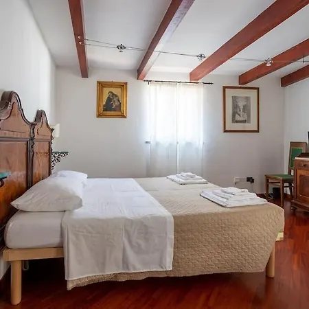 Apartment De Amicis' Nest - Center Milan