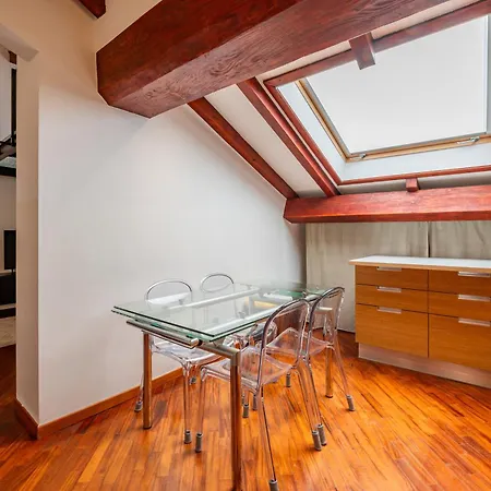 De Amicis' Nest - Center Milan